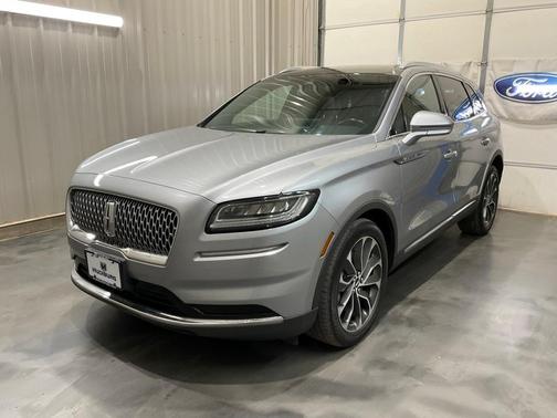 2021 Lincoln Nautilus Reserve