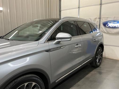 2021 Lincoln Nautilus Reserve