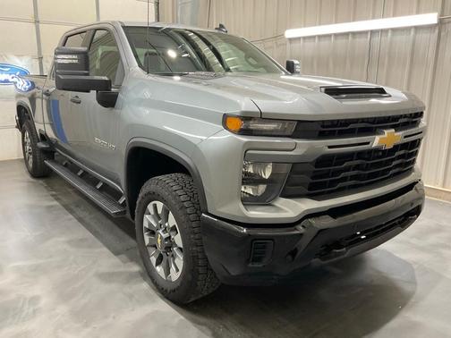 2025 Chevrolet Silverado 2500 Custom