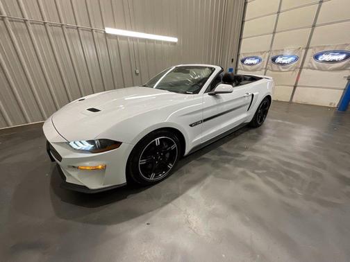 Oxford White 2021 Ford Mustang GT Premium
