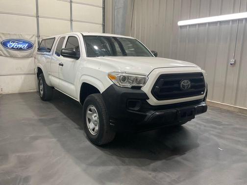 Super White 2020 Toyota Tacoma SR
