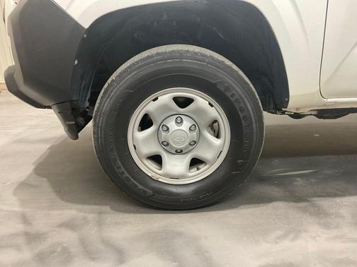 Super White 2020 Toyota Tacoma SR