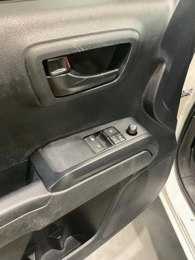 Super White 2020 Toyota Tacoma SR