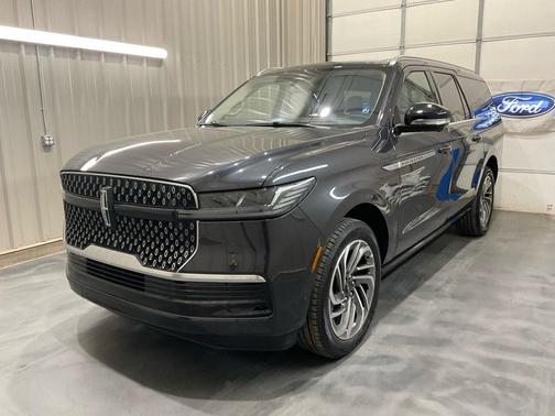 2025 Lincoln Navigator L Reserve