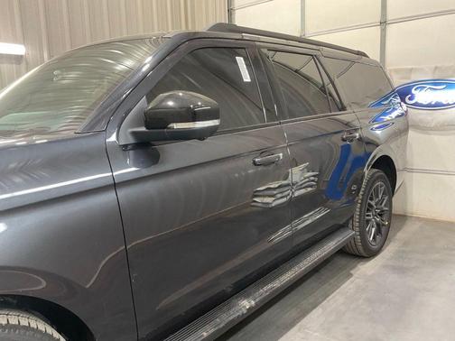Dark Matter Gray Metallic 2026 Ford Expedition Max Platinum