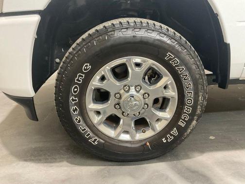 Bright White Clearcoat 2024 RAM 2500 Laramie