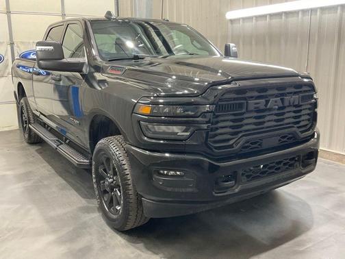 Diamond Black 2026 RAM 2500 Big Horn
