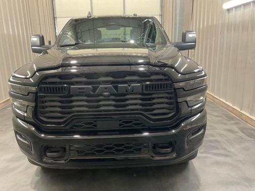 Diamond Black 2026 RAM 2500 Big Horn