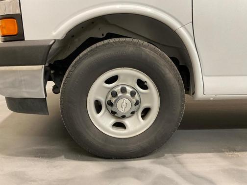 2017 Chevrolet Express 3500 LT