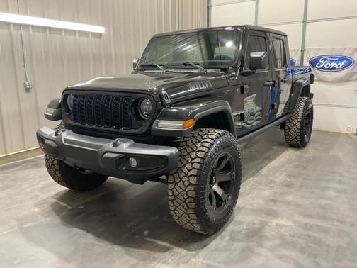 2024 Jeep Gladiator Sport