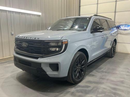 Gray Metallic 2025 Ford Expedition Max Platinum