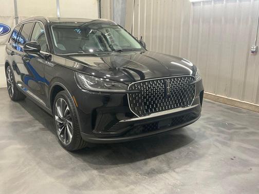 Black Metallic 2026 Lincoln Aviator Reserve RWD