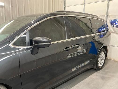 2022 Chrysler Pacifica Touring-L