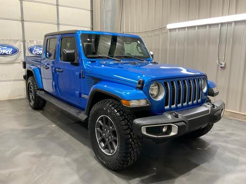 2022 Jeep Gladiator Overland