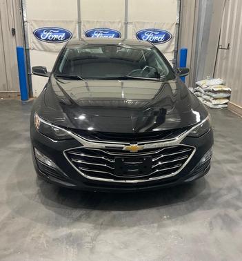 Mosaic Black Metallic 2024 Chevrolet Malibu LT