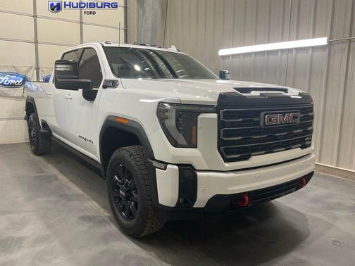Summit White 2026 GMC Sierra 2500 AT4