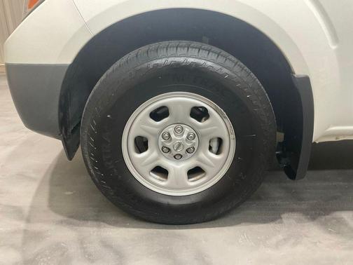 Glacier White 2021 Nissan Frontier S