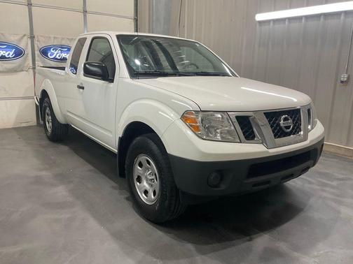 Glacier White 2021 Nissan Frontier S