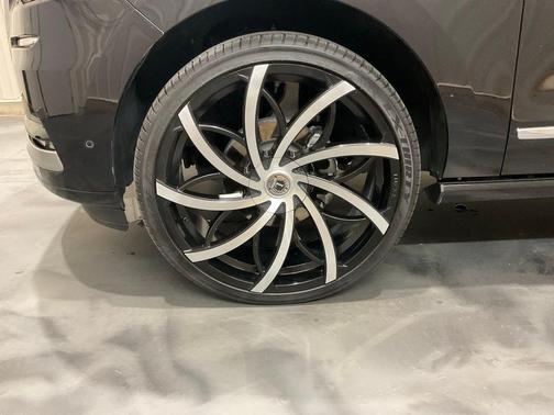 Black Metallic 2023 Lincoln Navigator Reserve