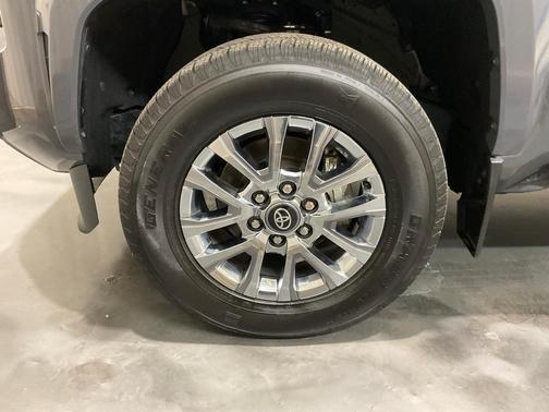 2024 Toyota Tacoma Limited