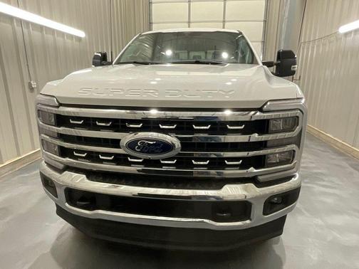 2026 Ford F-350 Lariat Super Duty