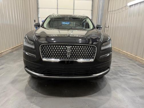 2021 Lincoln Nautilus Reserve
