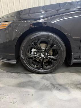 Black 2025 Honda Accord SE