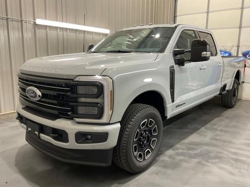 2026 Ford F-250 Platinum