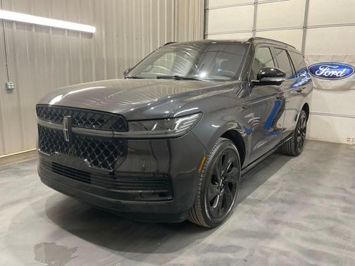 2025 Lincoln Navigator Black Label