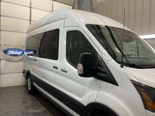 2024 Ford Transit-350 XLT