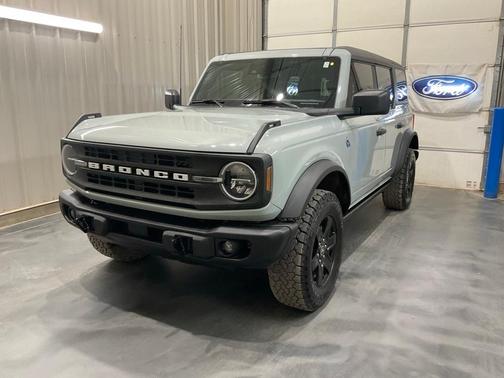 2023 Ford Bronco 