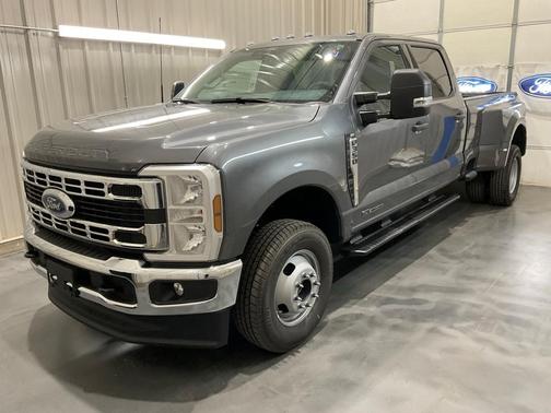 2026 Ford F-350 XLT DRW