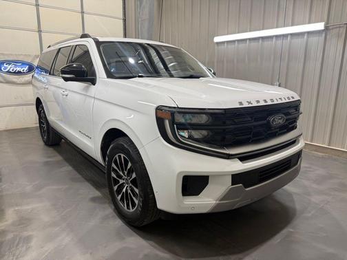 Oxford White 2025 Ford Expedition Max Platinum