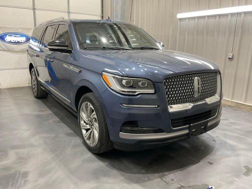 2022 Lincoln Navigator L Reserve