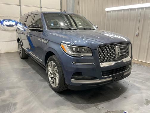 2022 Lincoln Navigator L Reserve