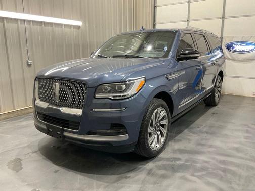 2022 Lincoln Navigator L Reserve