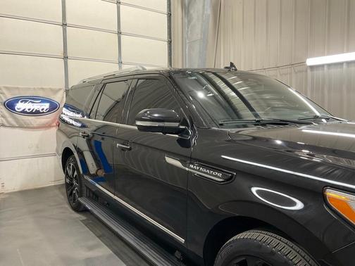 2024 Lincoln Navigator L Reserve