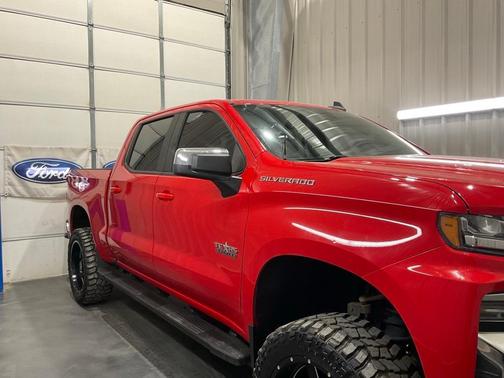 2019 Chevrolet Silverado 1500 LT