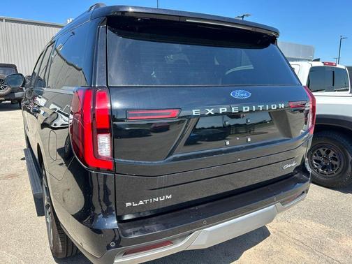 Black Metallic 2025 Ford Expedition Platinum