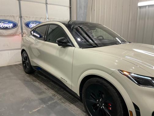 2025 Ford Mustang Mach-E GT