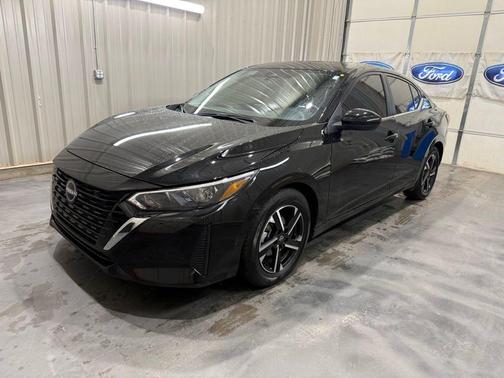 Black 2025 Nissan Sentra SV