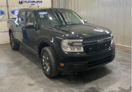 Shadow Black 2024 Ford Maverick XLT