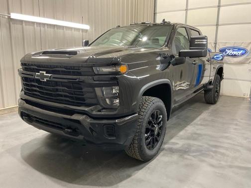 2025 Chevrolet Silverado 2500 Custom