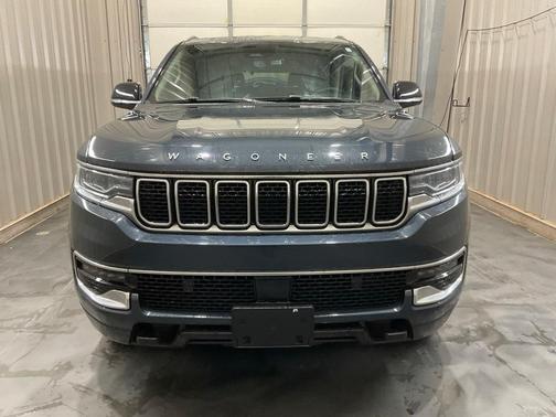 2024 Jeep Wagoneer Base