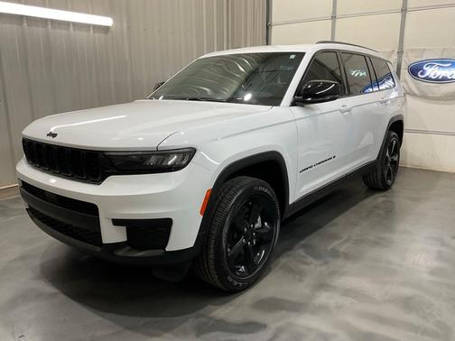 2024 Jeep Grand Cherokee L Laredo