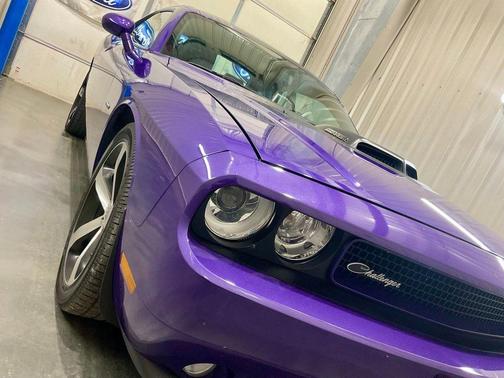 Purple 2014 Dodge Challenger R/T