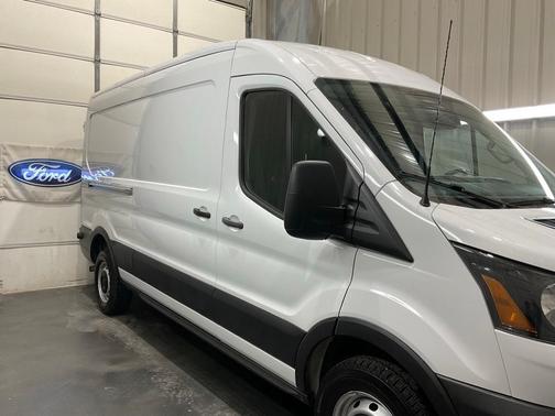 2024 Ford Transit-250 148 WB Medium Roof Cargo