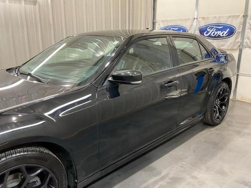 2019 Chrysler 300 S