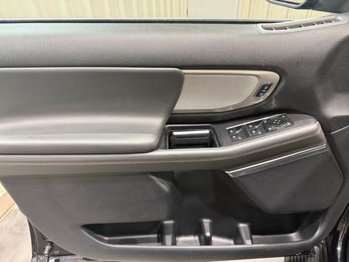 Black Metallic 2025 Ford Expedition Active