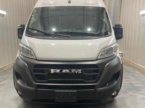 Bright White Clearcoat 2024 RAM ProMaster 3500 High Roof